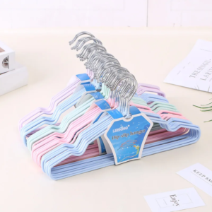 علاقات ملابس