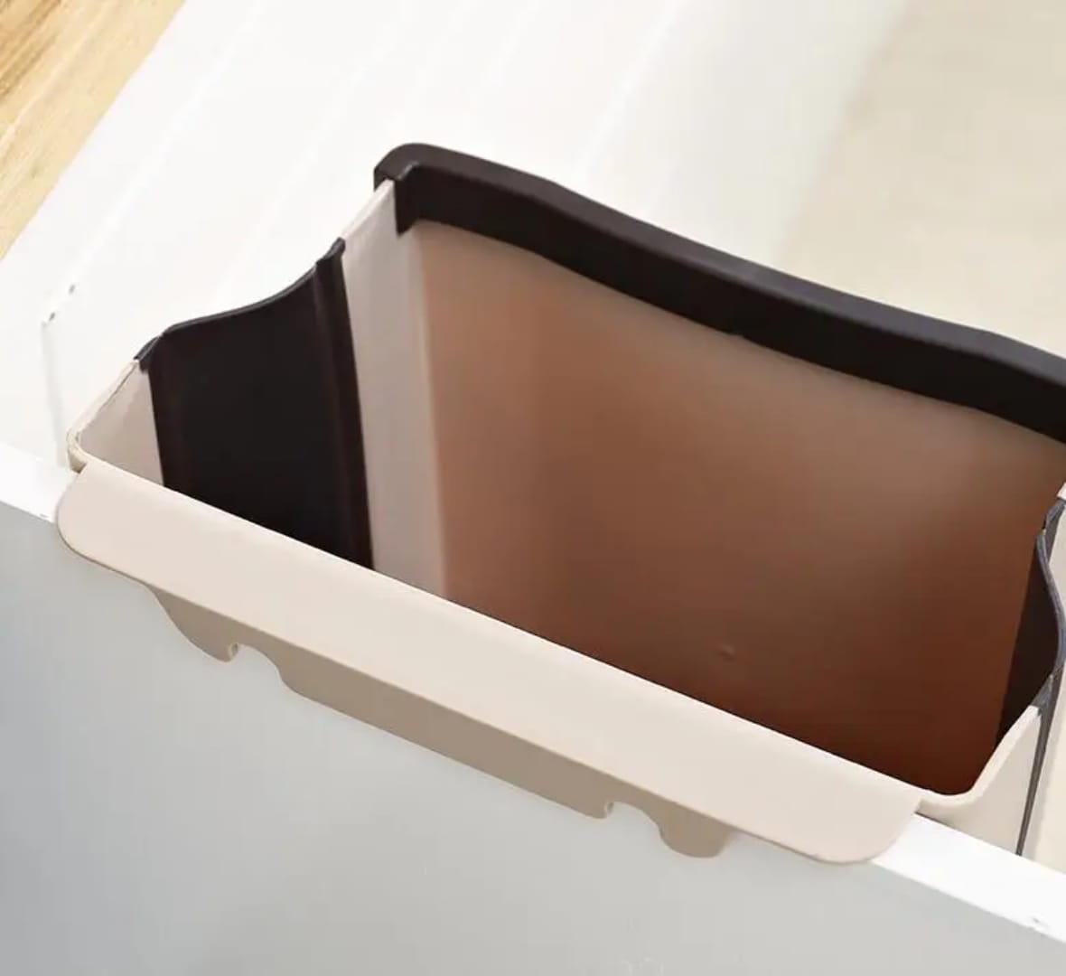 سلة نفايات قابلة للطي سلة نفايات قابلة للطي