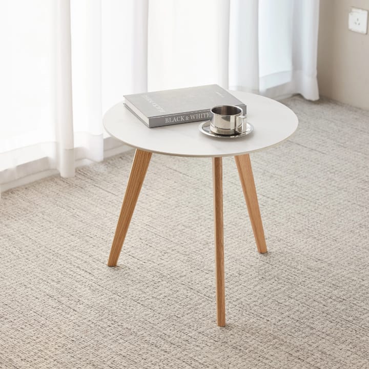 طاولة جانبية " تراي لاين " طاولة جانبية " تراي لاين "